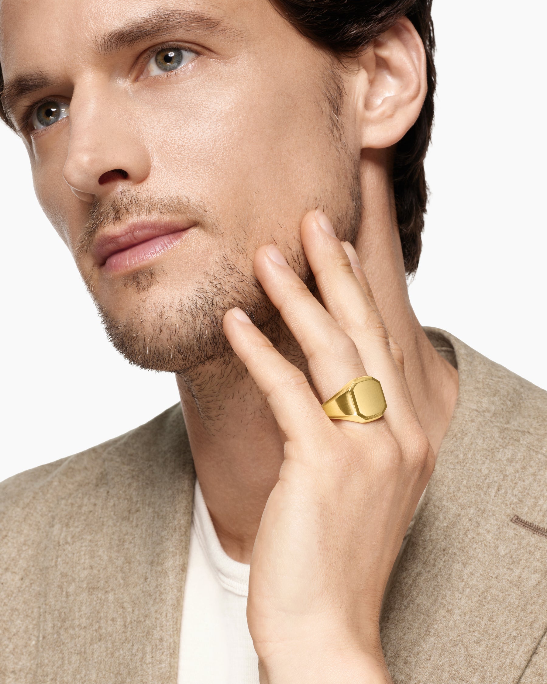 Alternative view of Streamline Signet Ring in 18K Yellow Gold, 18mm