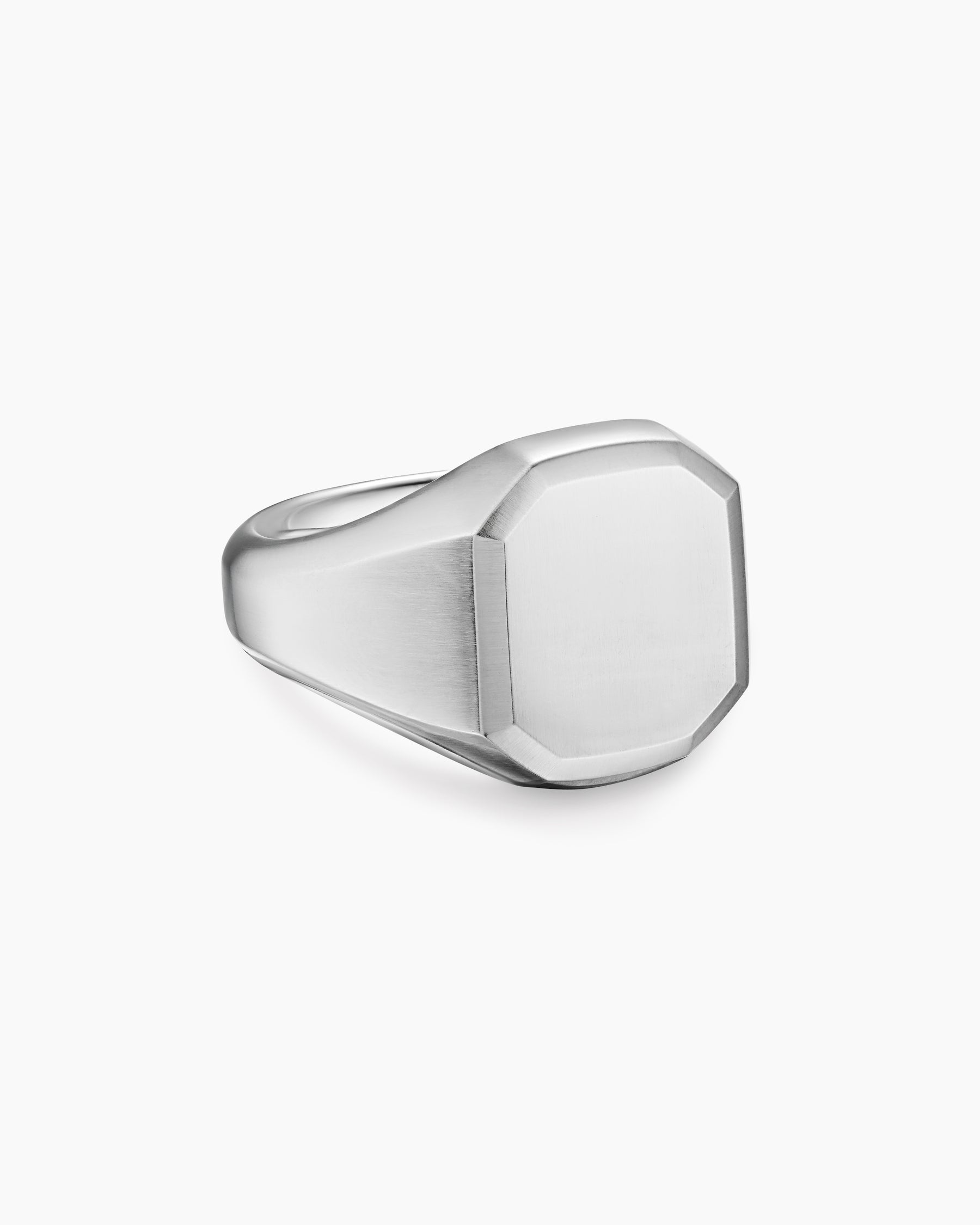 Streamline Signet Ring in Platinum, 18mm