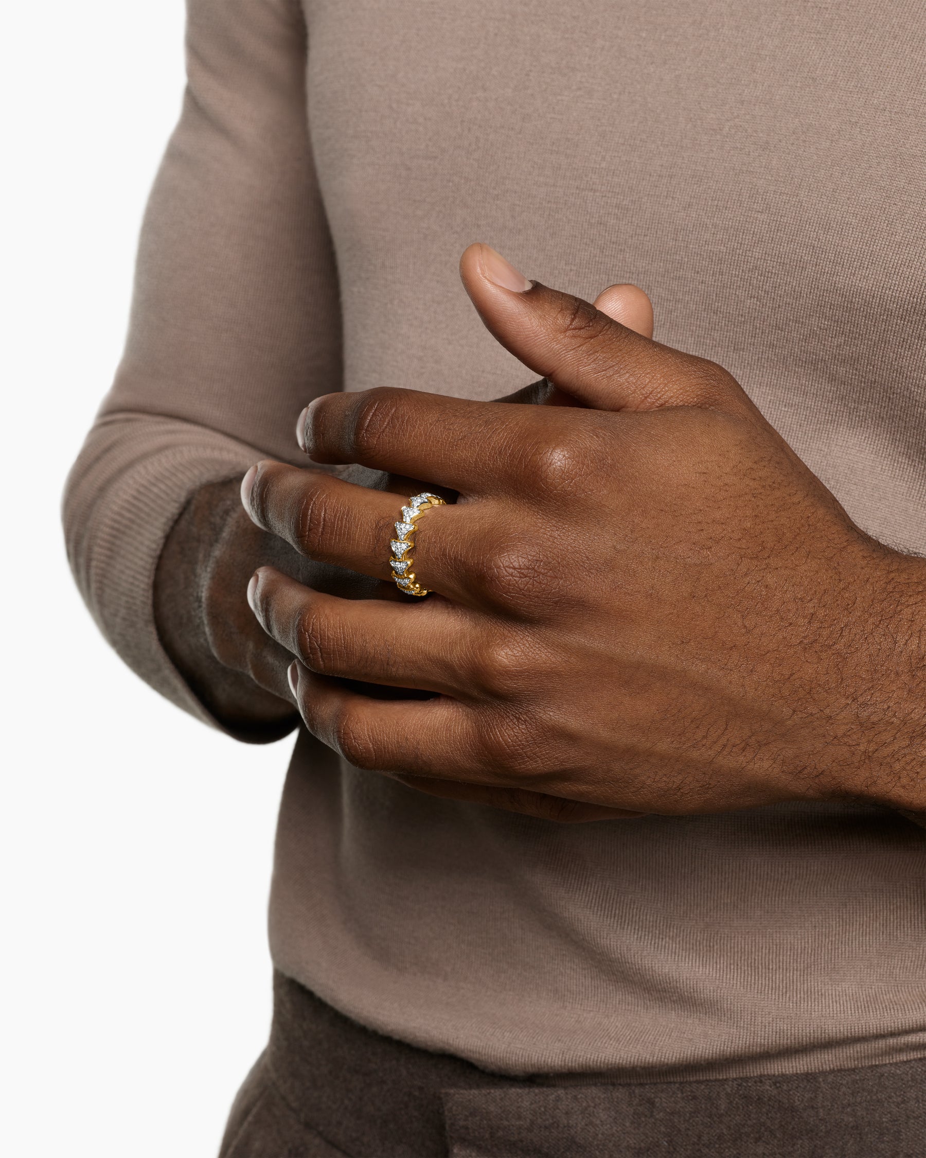 Alternative view of Armory Band Ring in 18K Yellow Gold with Diamonds, 6.2mm