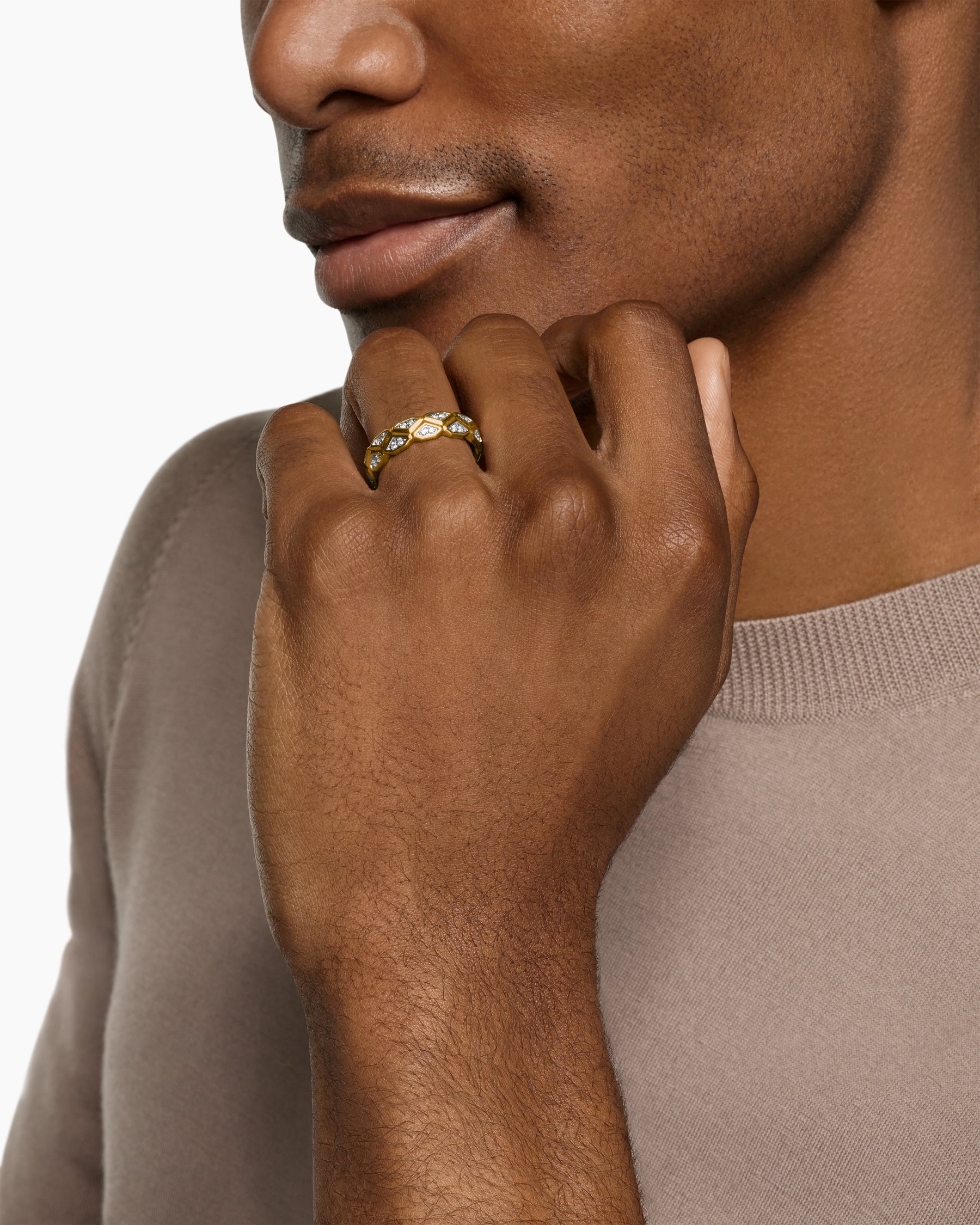 Alternative view of Hex Band Ring in 18K Yellow Gold with Diamonds, 6mm
