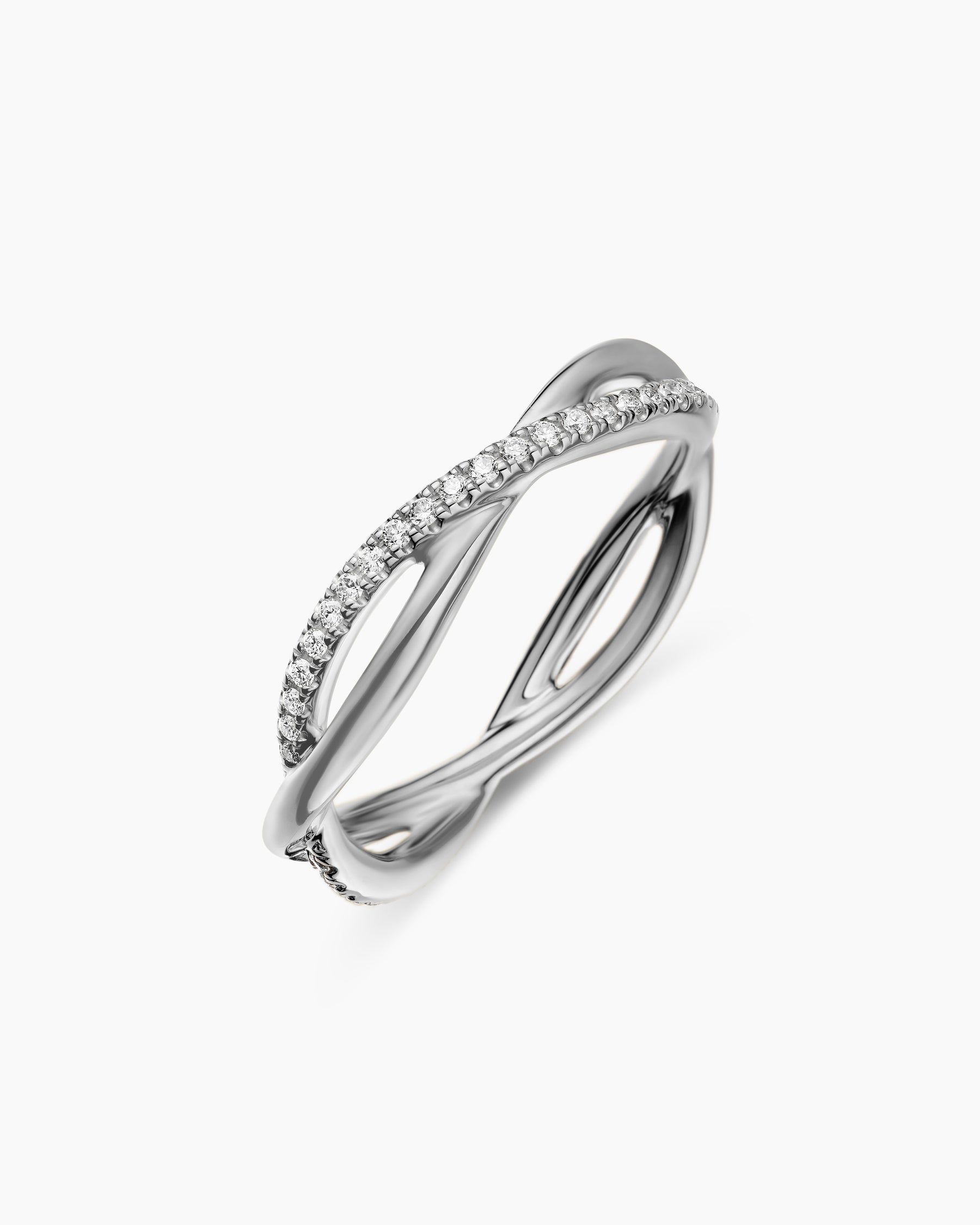 DY Infinity Band Ring in Platinum with Diamonds, 4.18mm - Image 3
