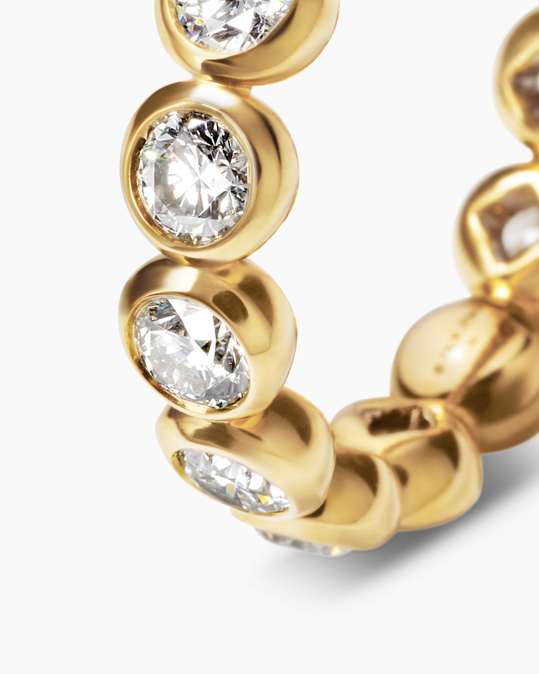 DY Infinity Band Ring in 18K Yellow Gold with Round Diamonds, 4.8mm - Image 6